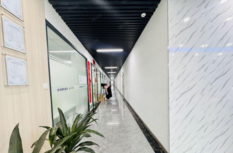 200平起分松山湖开发商直租10万平产业园9.9一平出租分租