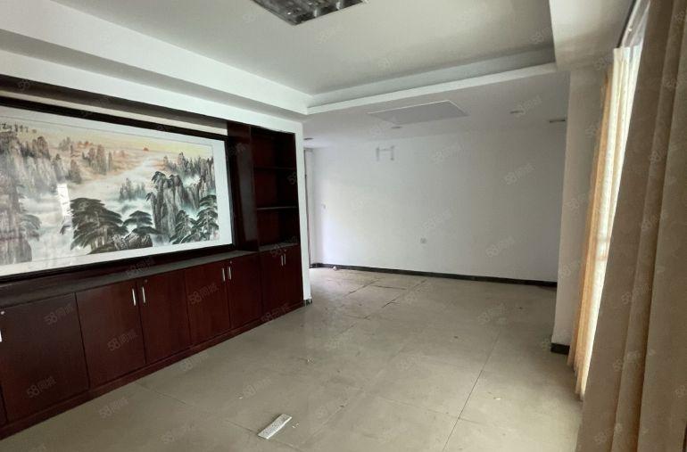 道滘3000平独院单一层有现成办公室