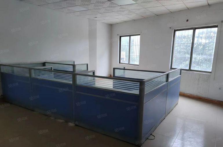 真实图片，厂房空地超大，钢构厂房滴水7米