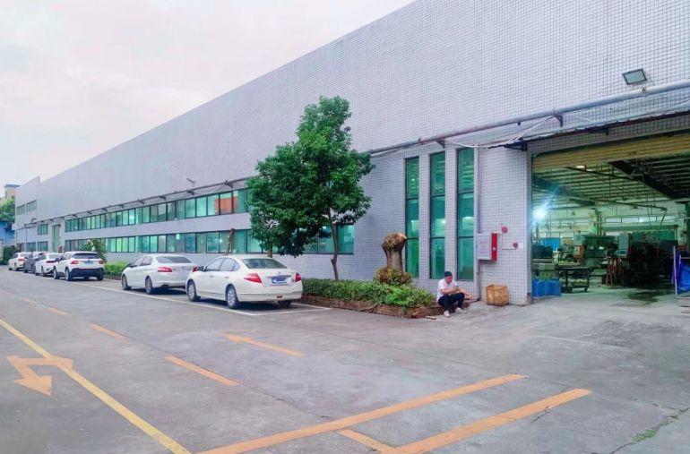 道滘新出单一层厂房4000平形象好现成装修办公室价格便宜