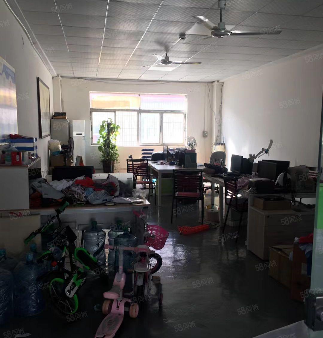 卢边现成制衣厂分租3楼500方。现成制衣线路面积实量