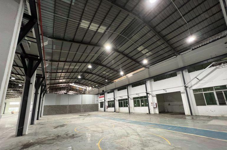 茶山镇伟建工业区原房东滴水9米钢构厂房出租分租