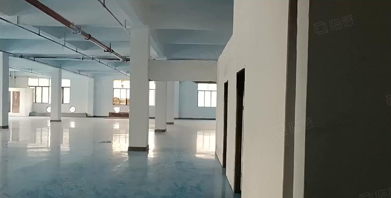 茶山镇新出可分租500一2000平方小型工业园厂房