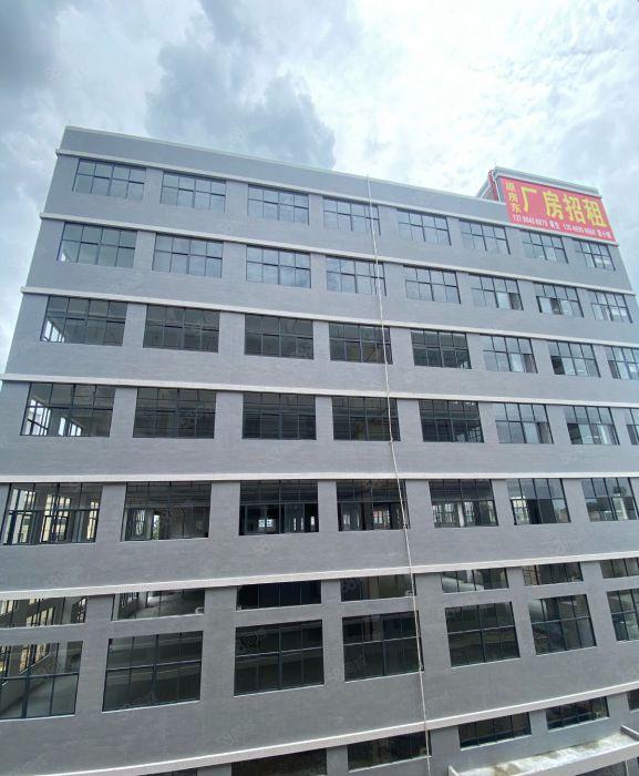 长105米宽44米重工厂房，特别适合机械食品等行业