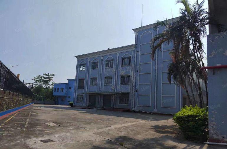 独门独院厂房6500平方，宿舍1000平方。租12元，12元