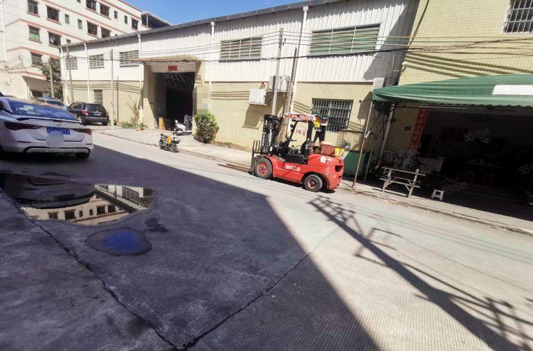 寮步向西工业区原房东独栋单一层800方厂房出租滴水8米有装修