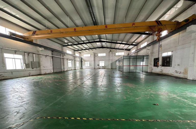 石排镇独院钢构单一层 8米高 现成行车 精装修办公室