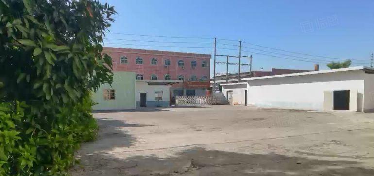 13.5元石排原房东独门3100平标准厂房，水电到位，钢结构