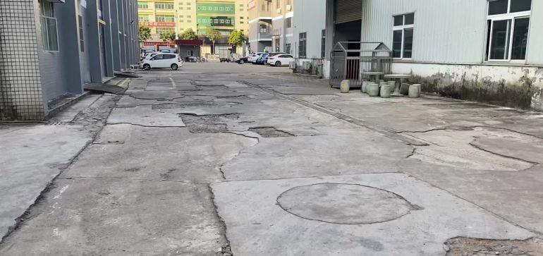 石排新出原房东独院单一层，滴水八米带航车形象好空地大带办公室