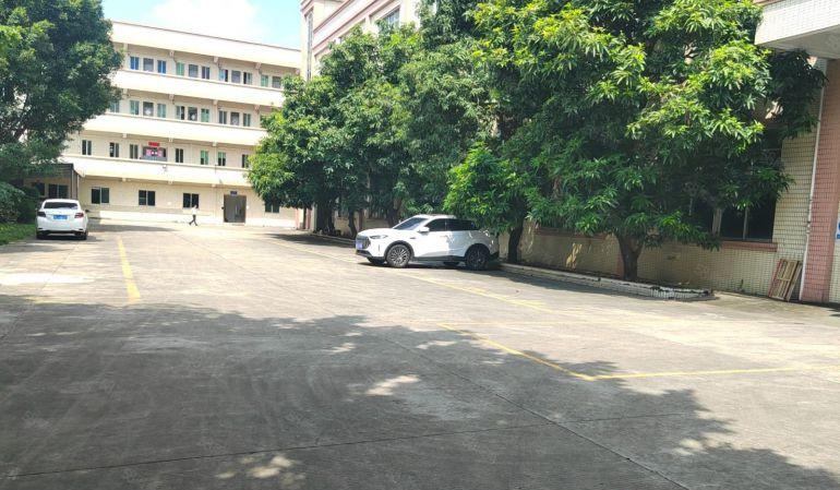 原房东一楼1500平方院子空地超大