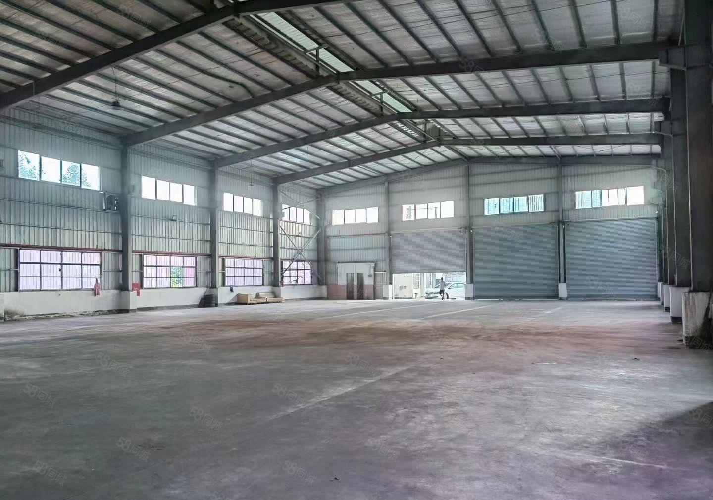 石排镇新出个人原房东独院九成新钢构厂房3900平米出租电超大