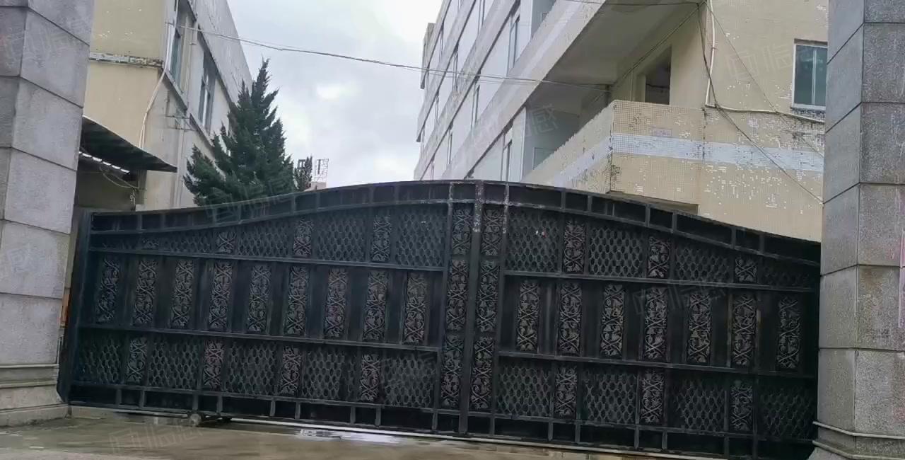 石排原房东独栋12楼2360平方出租，整租17可整层分租。