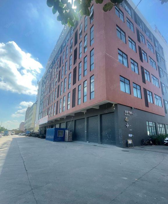 中堂1500平特价10元出租，现成水电办公室。