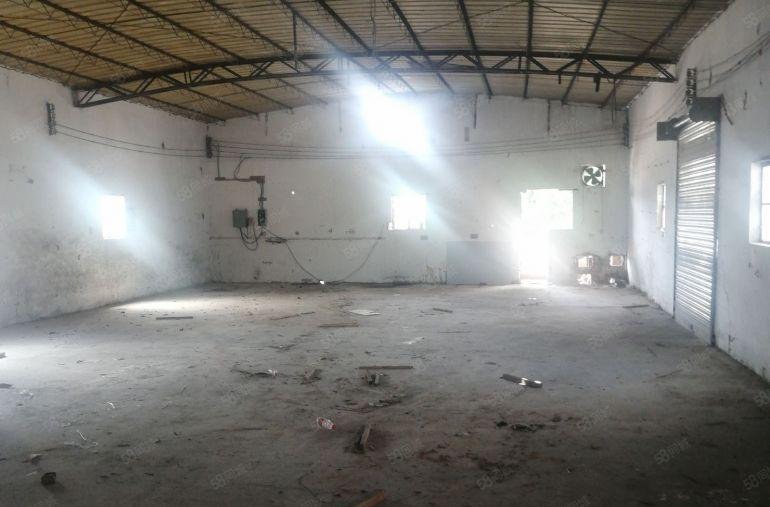 中堂（原房东独门独院空地）单一层200平方厂房低价出租