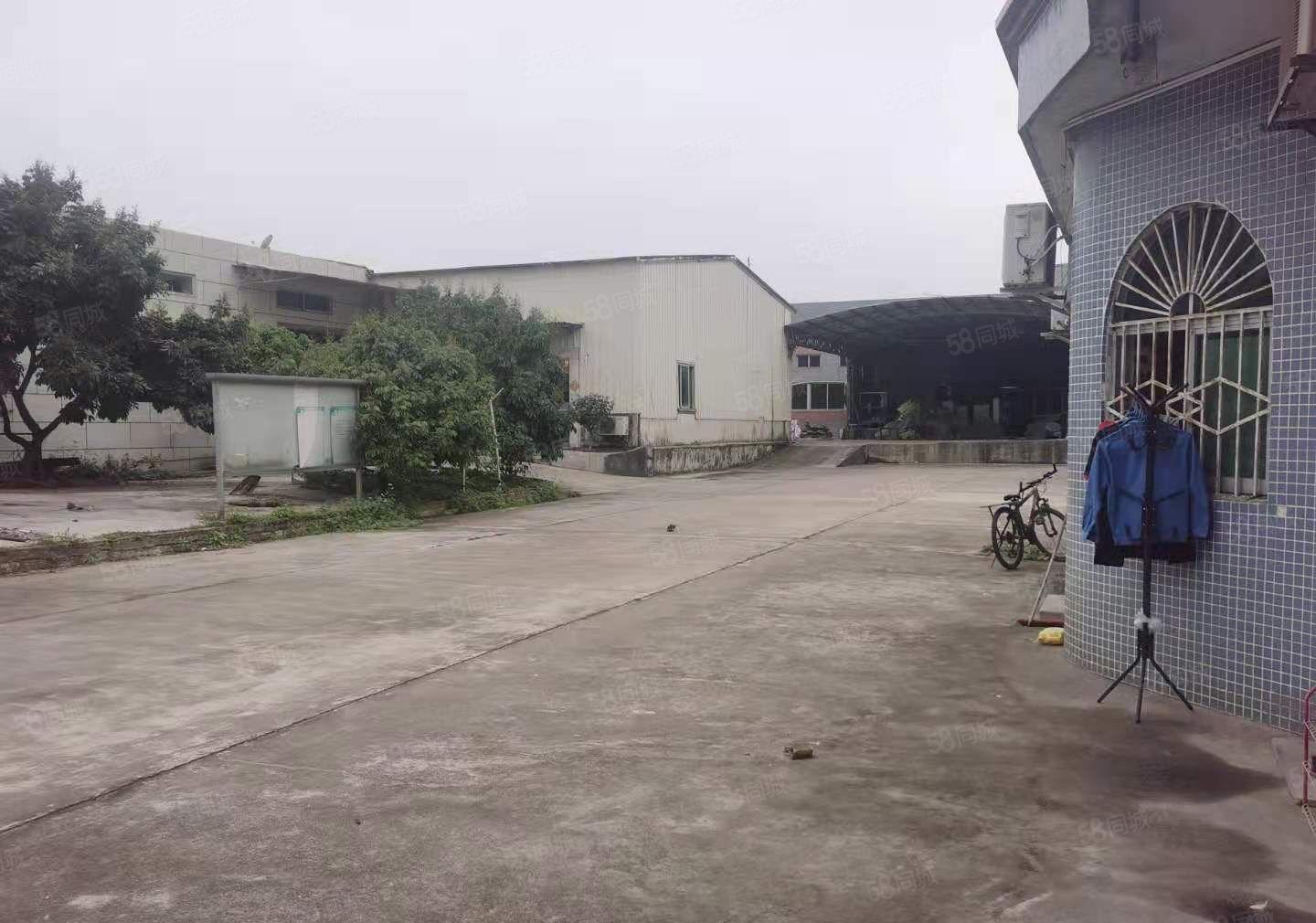 独门独户花园厂房，厂房面积1300平宿舍办公室200平。