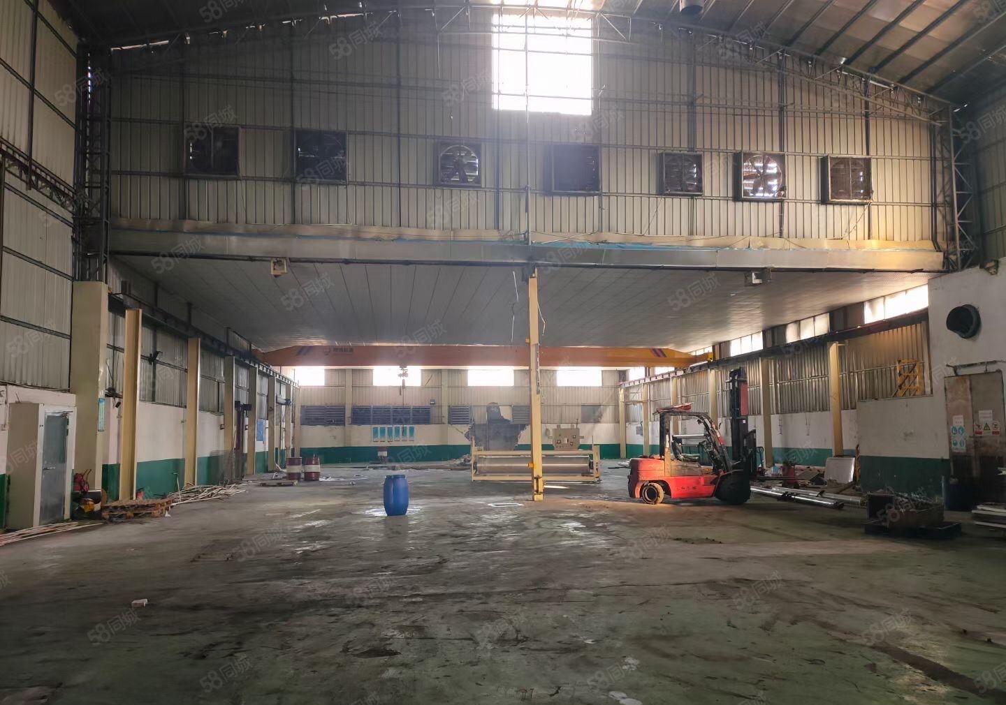 中堂超大用电独院厂房滴水10米高带航吊招租。