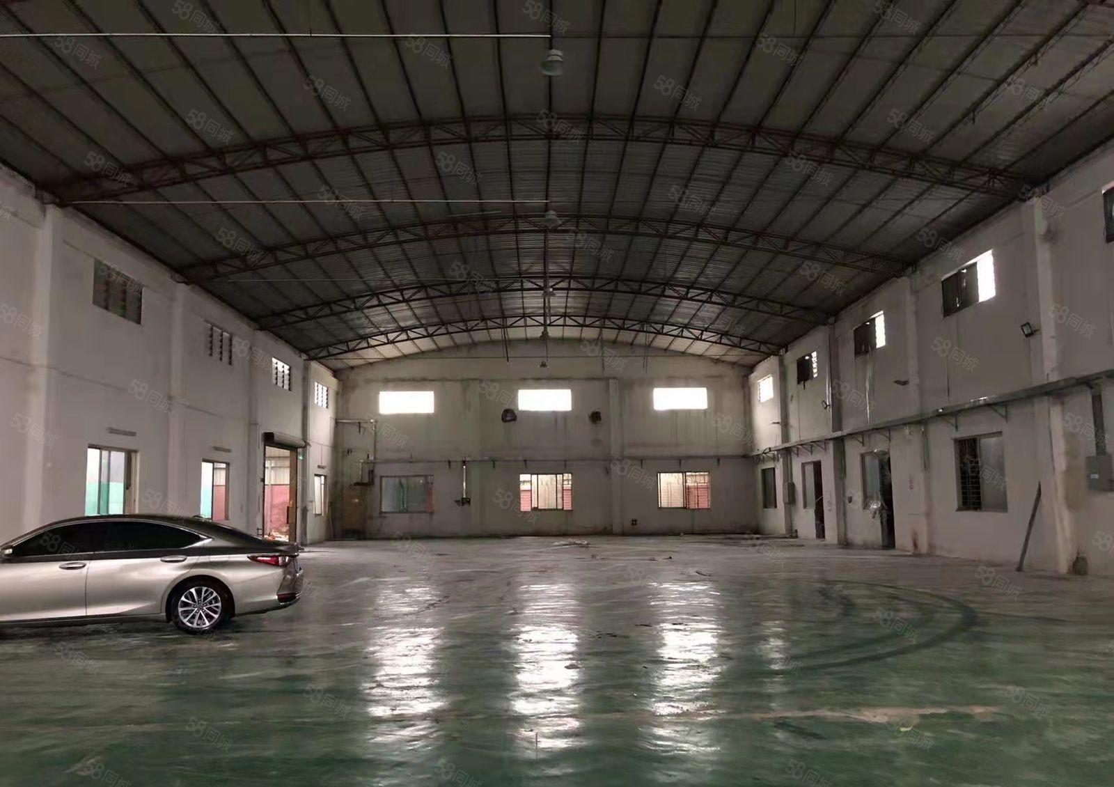 独门独院7000平方大马路边上，交通方便