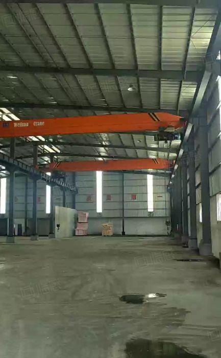 中堂带行车单一层厂房低价出租