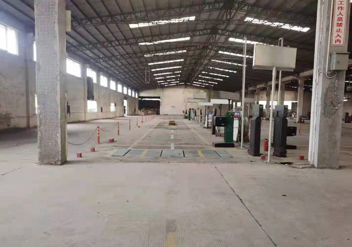 独门独院7000平方大马路边上，交通方便