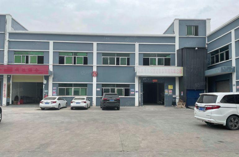 中堂300平标准一楼出租，现成办公室装修。