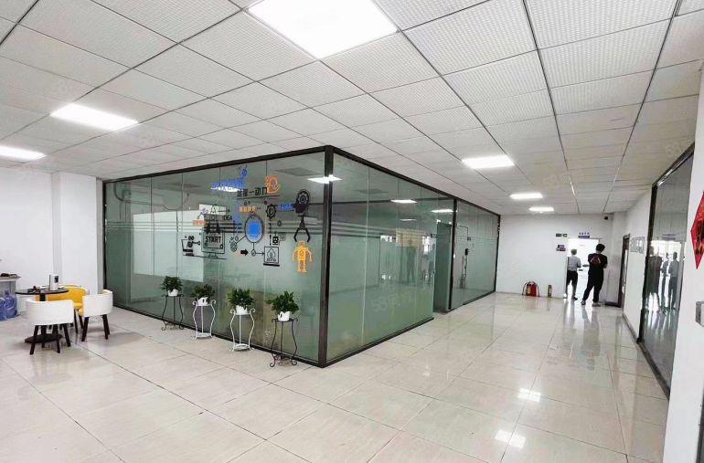 9元中堂原房东独院精装修1000平米带航车无尘车间厂房出租