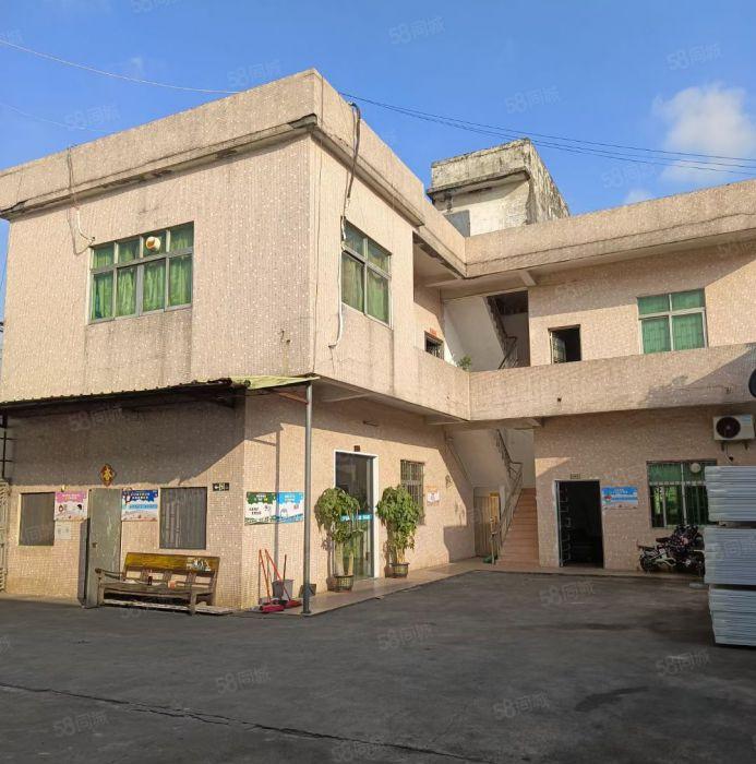 独门独院两层配套电梯2500平方，租金13元每平方