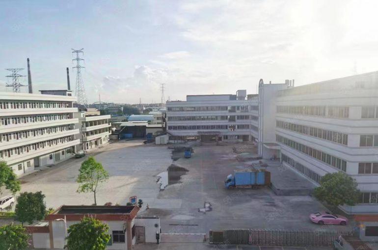独院全新厂房超大空地8.8元出租，适合仓库电子加工等各行业