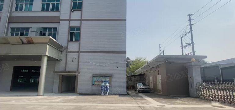 企石镇新出原房东独院厂房8000平方米，水电可过户