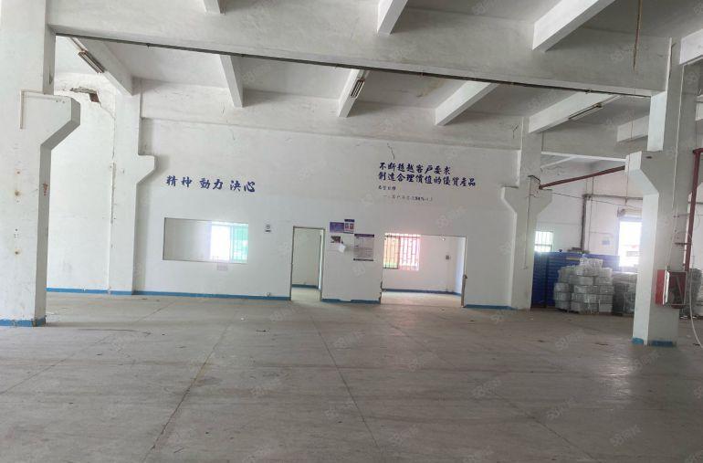 企石镇6米高标准一楼1000平方米，带办公室装修