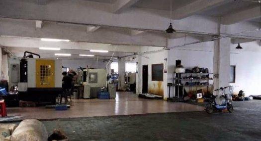 东莞凤岗凤德岭独门独院出租楼上两层1600平现成办公室1600㎡ 厂房租售 独院