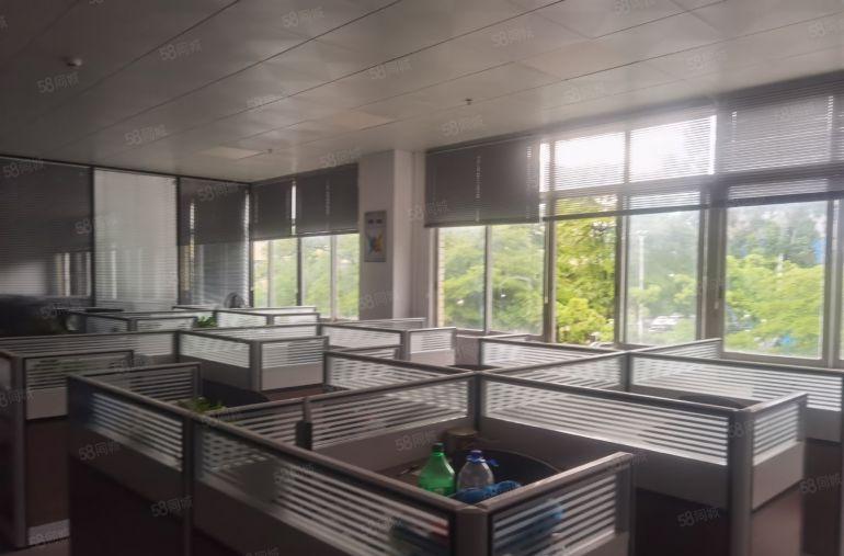 无尘车间750加750平，办公300平，无公摊低价出租2楼，