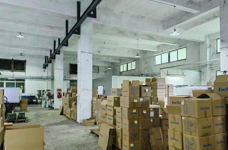 原房东，独栋四层厂房，每一层1500平方层高6米，价格便宜