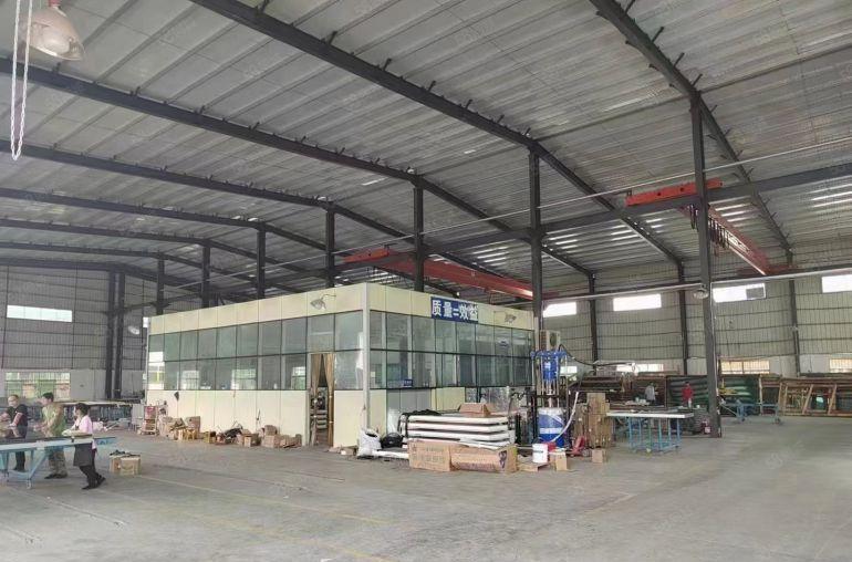 谢岗靠路边单一层钢构小独院厂房出租3000平空地大3000平