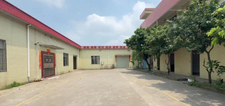原房东本地佬谢岗厂房出租，独院适合五金注塑机械磨具塑胶仓库等