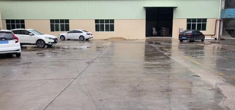 谢岗原房东新出单一层。实际面积厂房出租。工业用地。空地大