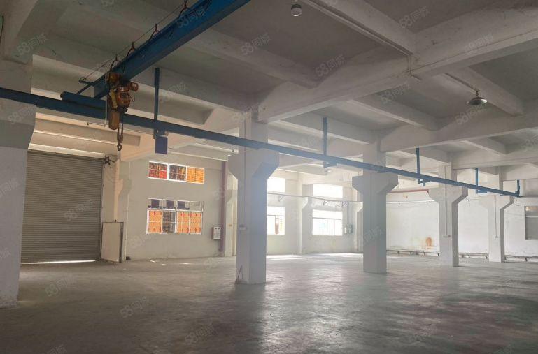 谢岗镇新出一楼6米高800平方米，带一部3吨的行车。