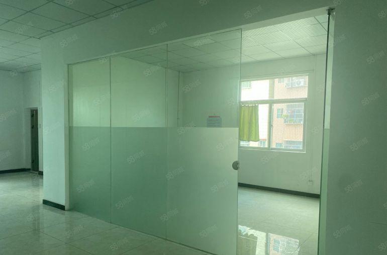 谢岗镇新出二楼1000平方米，有现成水电精装修办公室。