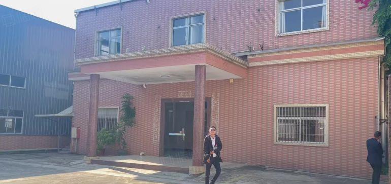 谢岗新出原房东独院，带独立办公室适合五金机器设备重工业塑胶等