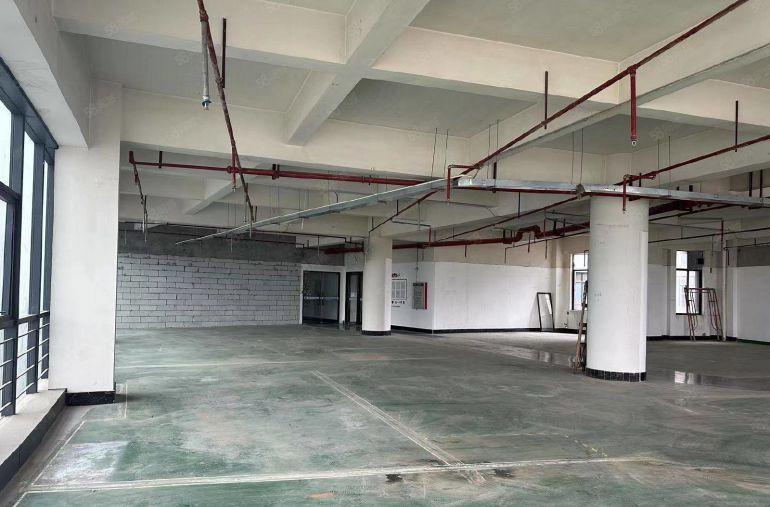 黄江镇田心标准厂房1680平方现成装水电到位消防办公室地坪漆