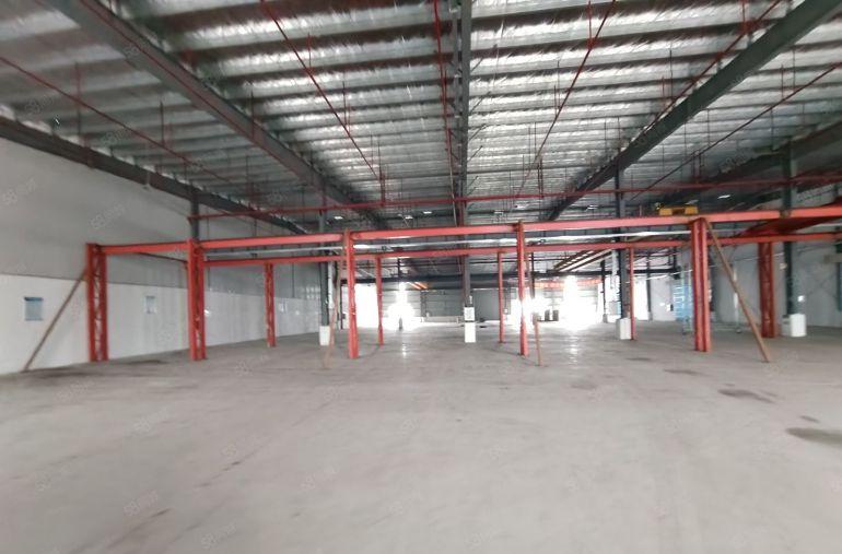 单一层厂房3000平，出租，500平起分，现成行车，空地超大