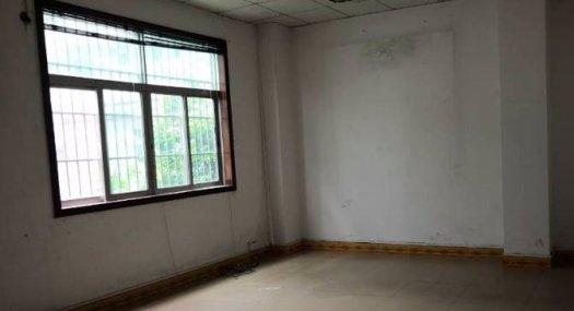 凤岗雁田怡安工业城一楼带现成水电齐全厂房出租750平