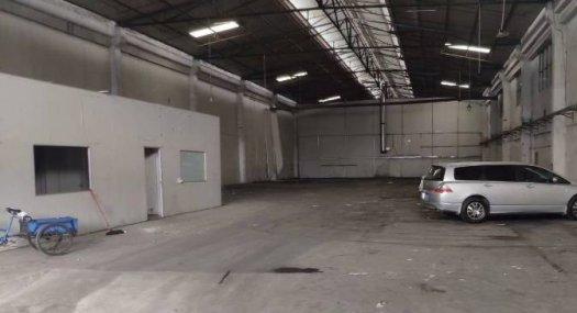 清溪镇大利砖墙到顶钢构滴水9米带卸货平台1600平