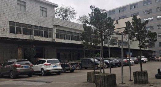 凤岗雁田一楼带行车水电齐全厂房450平位置佳好招工