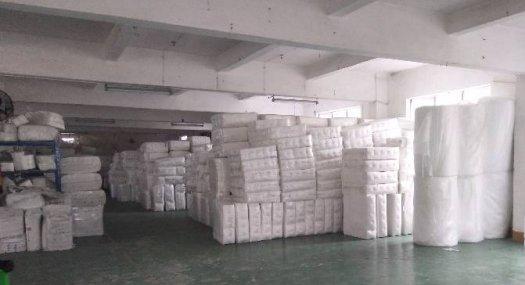 凤岗凤德岭出租三楼水电齐厂房800平，靠近大马路边