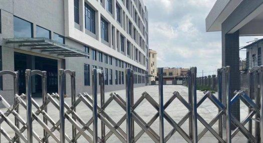 东莞东莞市 莞樟路寮步段26000㎡ 厂房租售层高7米 配电600KVA 独院 可环评 可分租
