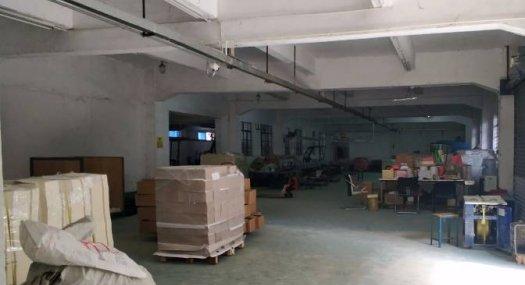 凤岗雁田怡安工业城附近出租独院厂房1200平交通方便好招工