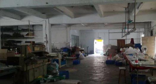 凤岗竹塘出租楼上现成水电齐全厂房600平价格便宜 大车好进出