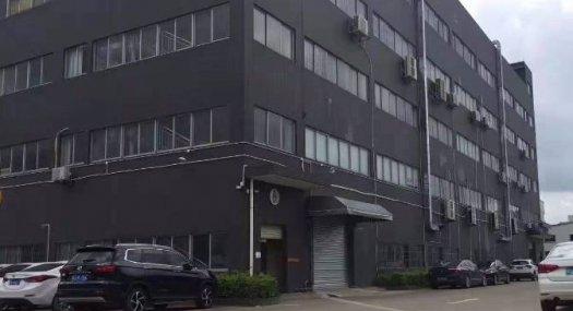 凤岗原房东厂房出租楼上2056平交通方便 好招工