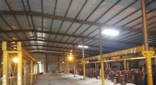 凤岗镇平湖交界处、出租钢构6万平，高8米空地超大