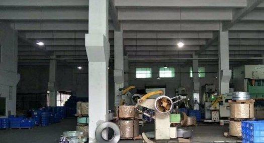 清溪镇三星带牛角行车空地超大带装修厂房出租2000平